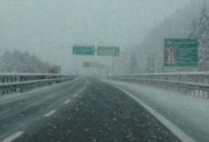Allerta neve, chiuso casello autostradale di Masone