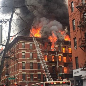 Incendio a New York, 19 feriti