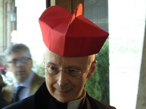 Cardinale Bagnasco al pranzo di Natale