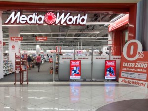 Licenziamenti da Saturn e Mediaworld a Genova