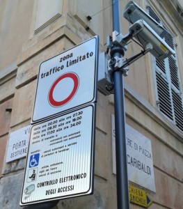 Rubati cartelli stradali a Ventimiglia