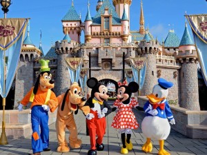 Disneyland Paris chiuso sino amartedì per lutto