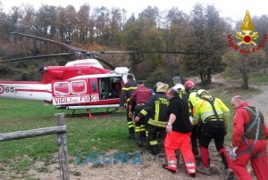 Anziano soccorso con elicottero a Varese Ligure