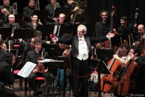 Nella foto, il direttore d'orchestra Pietro Borgonovo 