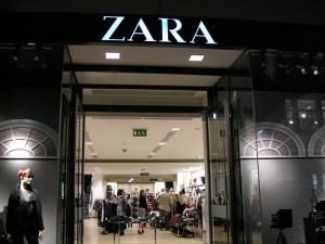 Zara cerca vetrinista