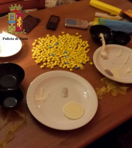 Genova, Polizia scopre fabbrica di droga