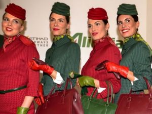 Cappellini Alitalia ispirati alle Cinque Terre